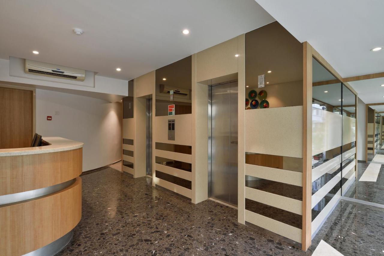 Hotel Leafio-Near Airport Bombaj Zewnętrze zdjęcie